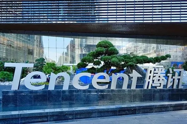 谁能告诉我,QQ交友的怎么才可以点亮？